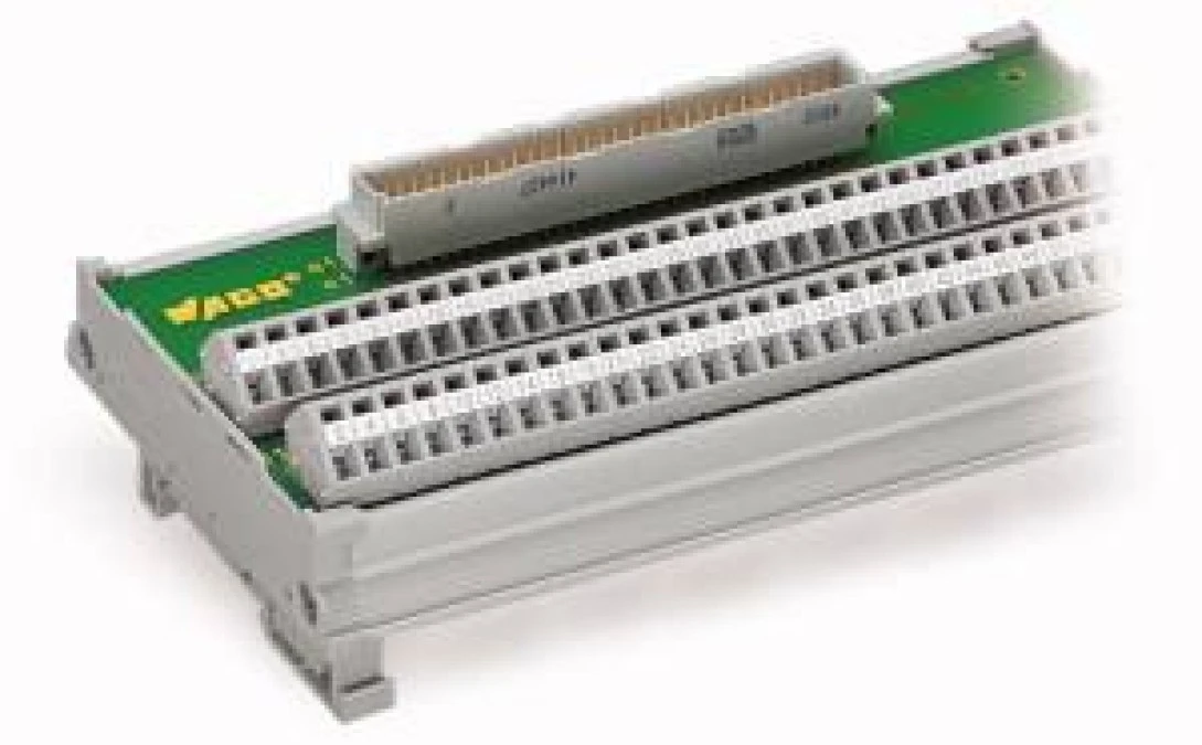 Moduł przejściowy z wtykiem nożowym C 64‑biegunowy 289‑526 - obrazek 1