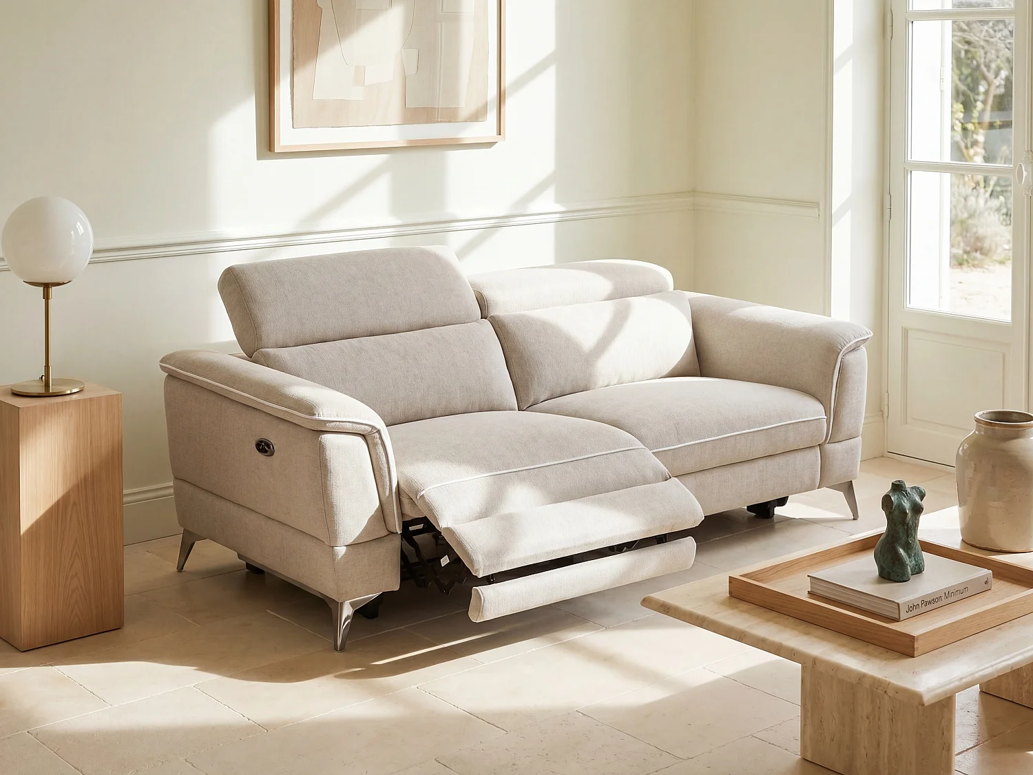 Kanapa 3-osobowa z elektryczną funkcją relax i beżową tapicerką - MACARI 662455 - obrazek 1