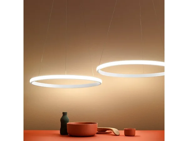 Iole S1 LED 28W lampa wisząca z możliwością ściemniania – nowoczesny żyrandol pierścieniowy w kolorze satynowej bieli, ciepłe światło 3000K, IP20 4105067 Iole S1 LED 28W lampa wisząca z możliwością ściemniania – nowoczesny żyrandol pierścieniowy w kolorze satynowej bieli, ciepłe światło 3000K, IP20 4105067
