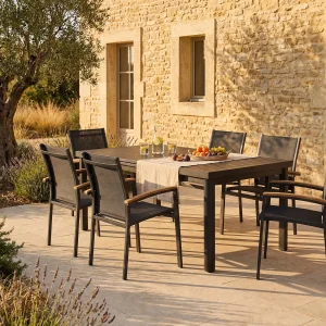 Jadalnia ogrodowa z aluminium: rozkładany stół o długości 180/240 cm i 6 sztaplowanych foteli – kolor antracytowy – NAURU 114879 Jadalnia ogrodowa z aluminium: rozkładany stół o długości 180/240 cm i 6 sztaplowanych foteli – kolor antracytowy – NAURU 114879